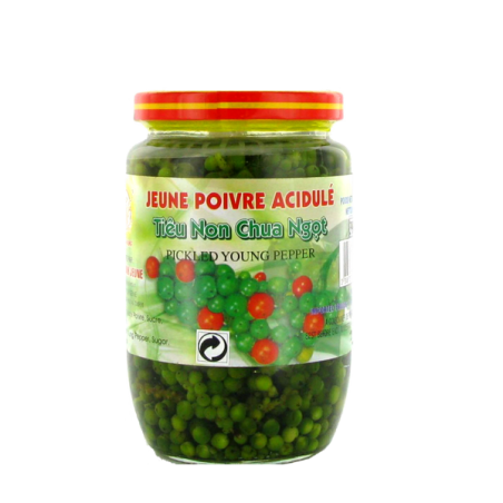 Junge mit grüner pfeffer-bonbons DRAGON GOLD 390g Vietnam