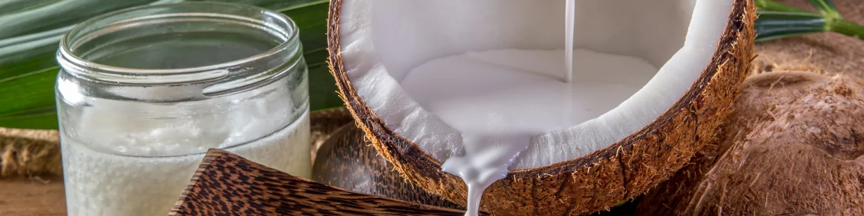 Latte di cocco asiatico esotico