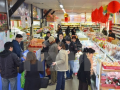 Sôi động hội chợ đón Tết Đinh Dậu của người Việt giữa Paris 